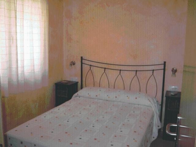 Hostal Valle Del Iregua Albelda De Iregua Стая снимка